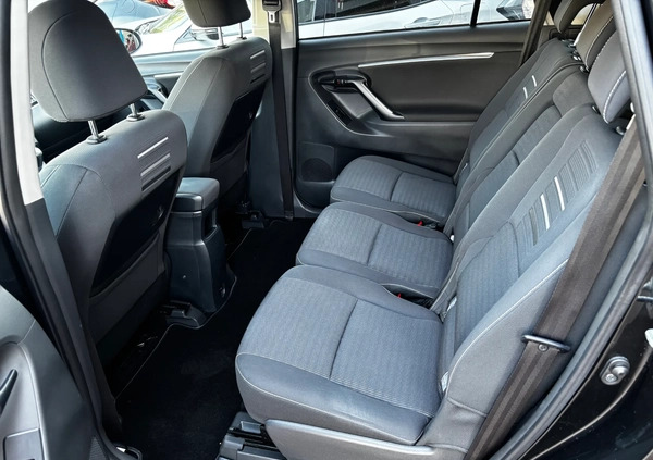 Toyota Verso cena 57999 przebieg: 118000, rok produkcji 2016 z Józefów małe 301